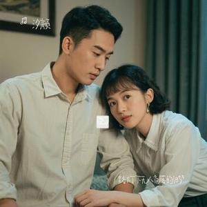 路灯下无人角落的旧梦