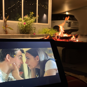 他的眉眼似温柔乡