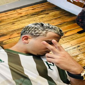 DESCE ATE O CHÃO ( DJ GUZIN DJ LC PARISPOD)