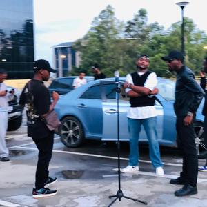 Ungambambi (feat. Raasflow & Madcitybeatz)