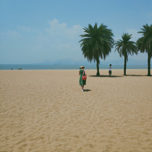 和李翔在海边谈个恋爱