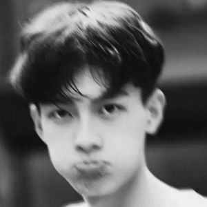 等着下一次花开 伴奏