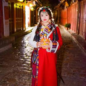 从此不问红尘路