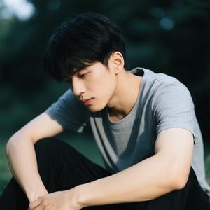 在深秋 (Cover 阿悄)