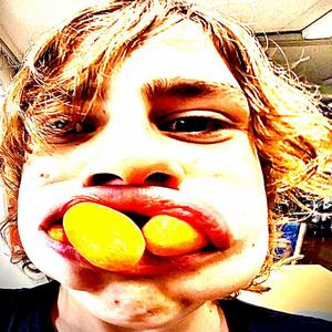 Tyhjyyttä Järjenköyhyyttä