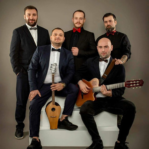 ნუ გიყვარს ქალავ