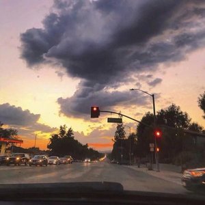 别告诉她 我还想她(伤感版)