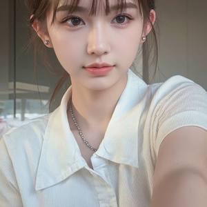 想用相机记录你 又怕眼睛错过你