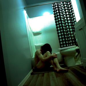 sick of u (feat. Tjswxgg)