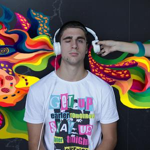 Zosto? (feat. Meggy)