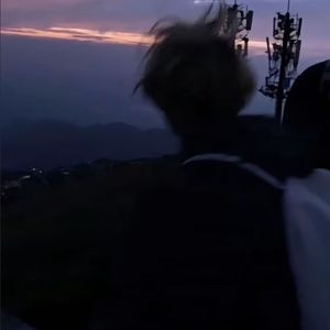 小男孩