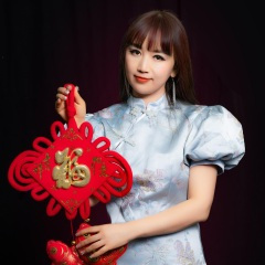 大年初一头一天去拜年-DJ嗨8 东方依依