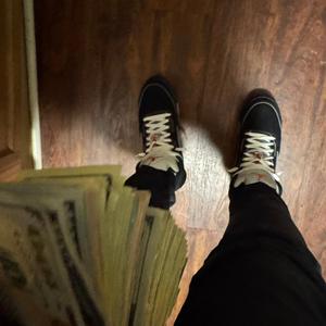 Look at em