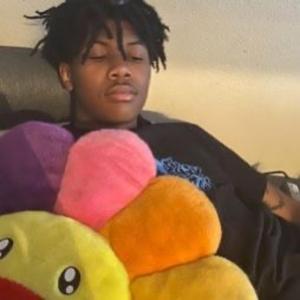 ayoko (feat. shehatestracy)