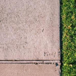 Pinky (feat. Notsogud)