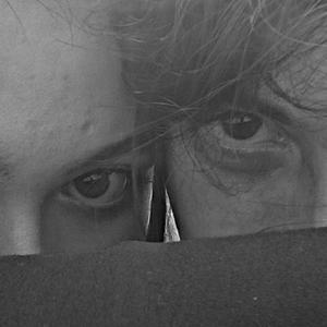 її більше немає (there is no her anymore)