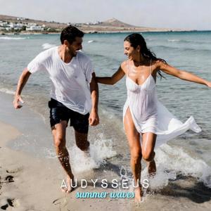 Summer waves