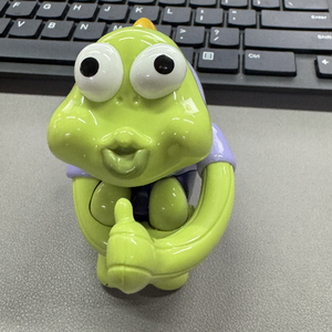 爱是下意识的惦记 是潜意识的偏爱