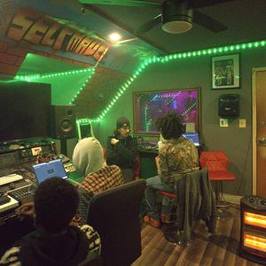 CelineHoodie (feat. Jeiko)