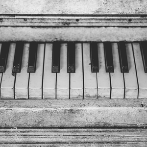 Liszt Consolation No. 1 in E Major Andante con moto