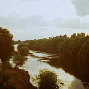 Чакам те тук