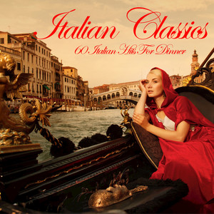 Mit Adalgisa Hand In Hand