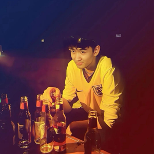 uqinji xahis 第三者