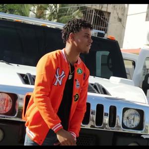 TARAREO (feat. ACADEMICO AK47)