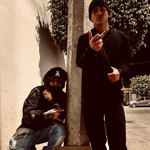 Esta actitud (Famili Secret)