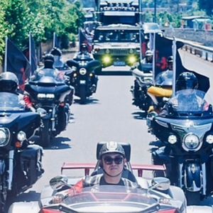 赤色赛道_耿立坤