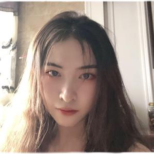 照片（翻自 单依纯）