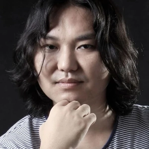 《吉祥藏鹰》 (何鹏演唱)