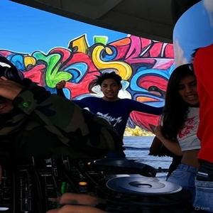 Sweetness mixed danger