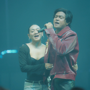 ទុកឪកាសឲ្យបងខ្លះបានទេ