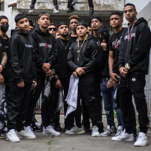 Deporte (feat. Jonnay Taylor, Nina Fresh, Louis, Royal Live & Rauser Fresh) (Versión Remix)