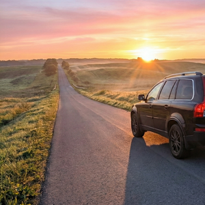 По пустым дорогам