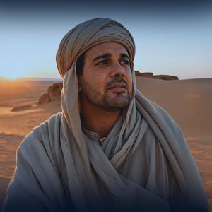 Neyini Seveyim Yalan Dünyanın