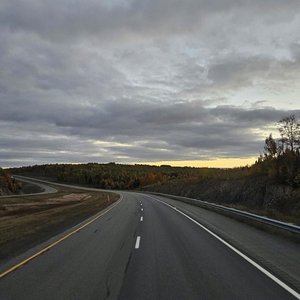 Eighteen Wheels in the Wind