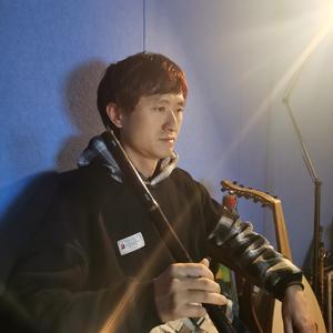 看着她就想起她