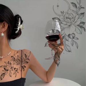 一个关于她的故事