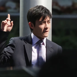 隔着删不掉的昨天