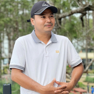 គ្រូស្នេហ៍មានប័ណ្ណធានា