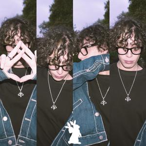 Cougar (feat. Leston)