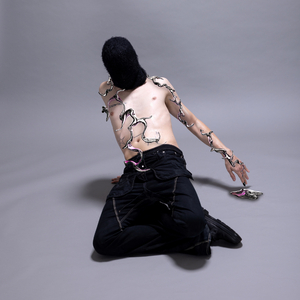 THYS TYM YT REALLY HURT