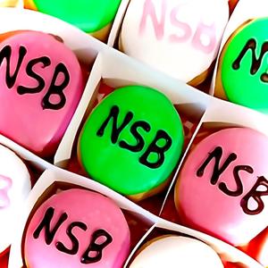 Donas (feat. KARDIO, Sake aka The Fraggle Ponk & Mikey Klap)