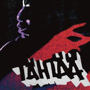 TÄHTÄÄ