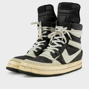 Ricky Ricky (feat. Imnotluckii)