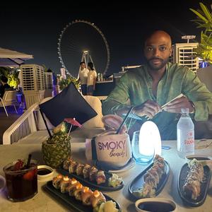 Mike Jackson (feat. Mark Pando)