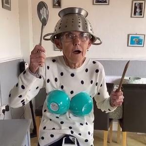 CLUBXBASS (feat. Ninenro)