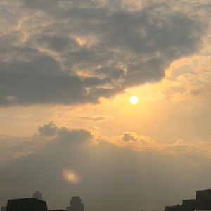 我们不只是朋友